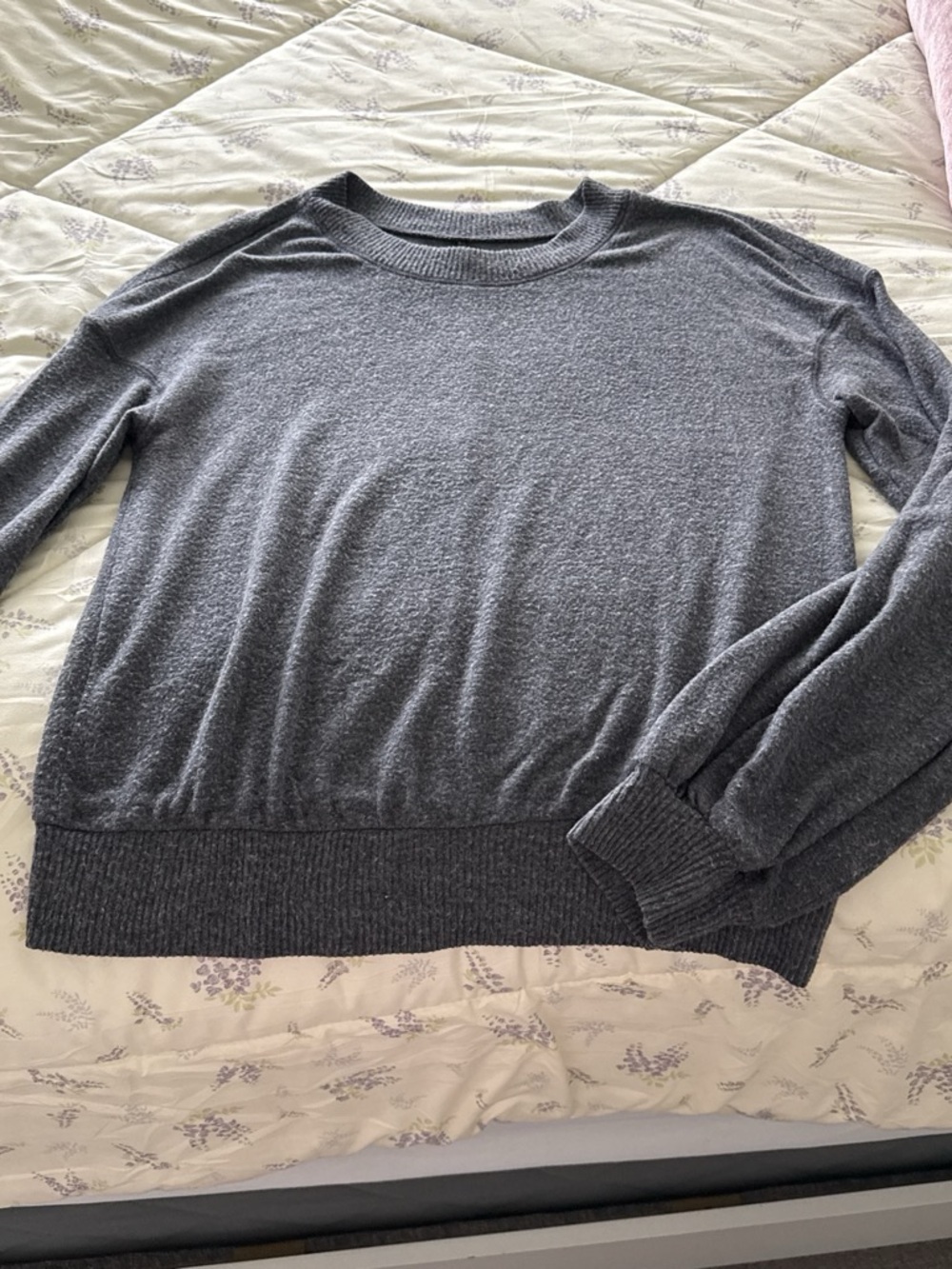 Free People Women's Crewneck Sweatshirt in Charcoal
